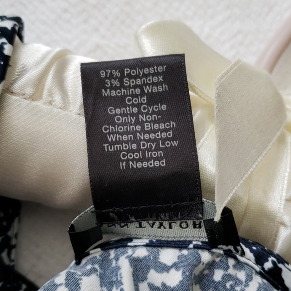 Ann Taylor Sleeveless Top - Picture 7 of 7